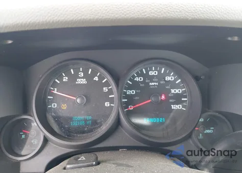 2010 Chevrolet Silverado 1500 Work Truck z USA, uszkodzony, nr VIN 1GCPCPEX8AZ296404